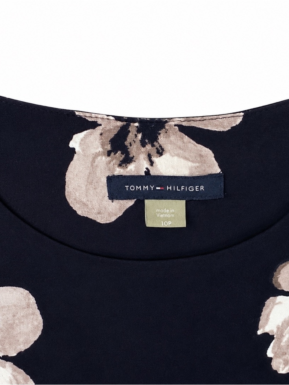 Tommy Hilfiger Size 10P Navy Floral Shift Dress - - Picture 6 of 6